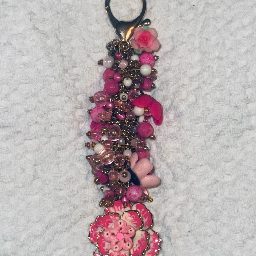 Floral Pink Beaded Keychain/fob for purse. Handmade! Gold accent floral